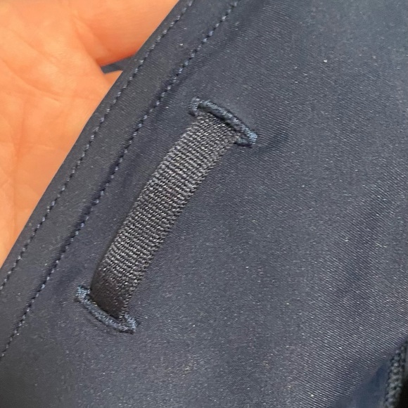 Lululemon Navy Leggings Size 4 - Picture 3 of 6